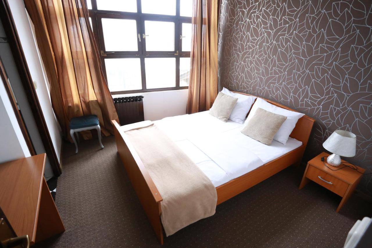 Rustika Sobe Bed and Breakfast Όσιγιεκ Εξωτερικό φωτογραφία